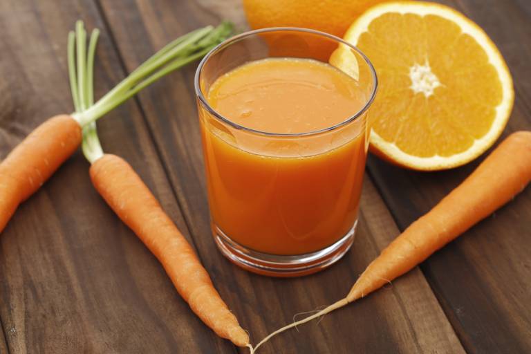 jugo de zanahoria y naranja