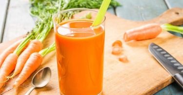 beneficios del jugo de zanahoria